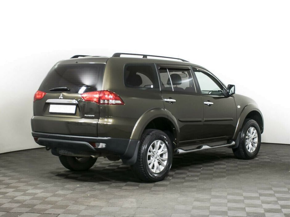 Mitsubishi Pajero Sport 2.5 АКПП, 2014, 111 000 км фото 4