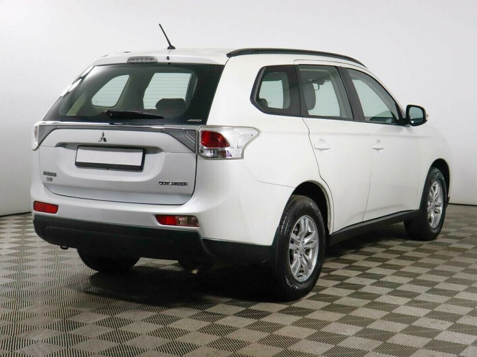 Mitsubishi Outlander 2.0 CVT, 2013, 132 000 км фото 3