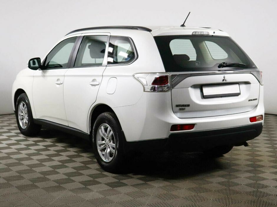 Mitsubishi Outlander 2.0 CVT, 2013, 132 000 км фото 4