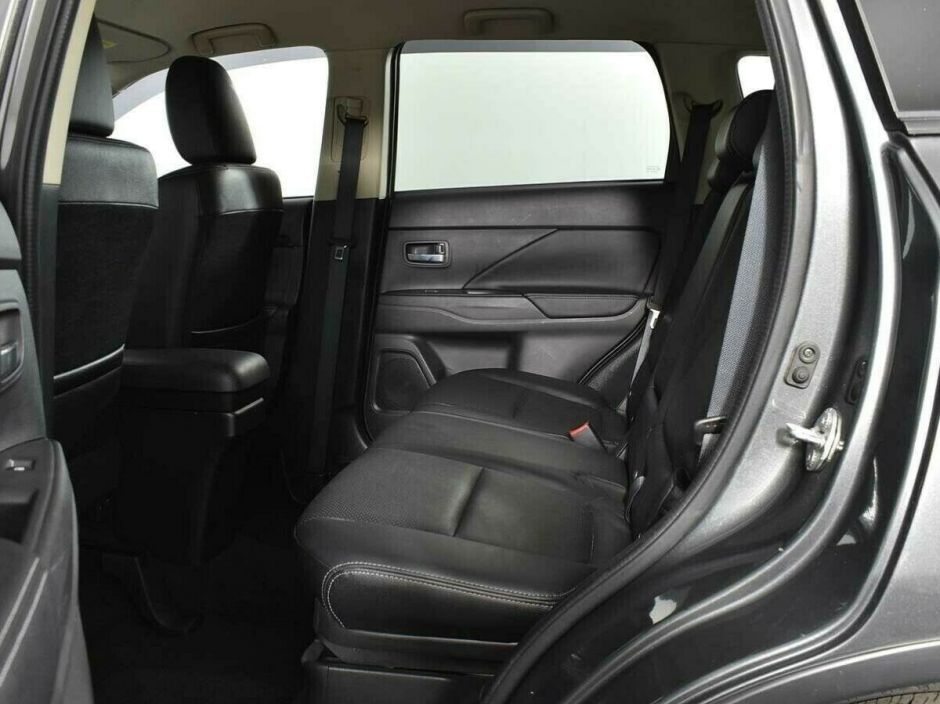 Mitsubishi Outlander 2.4 CVT, 2015, 97 000 км фото 6