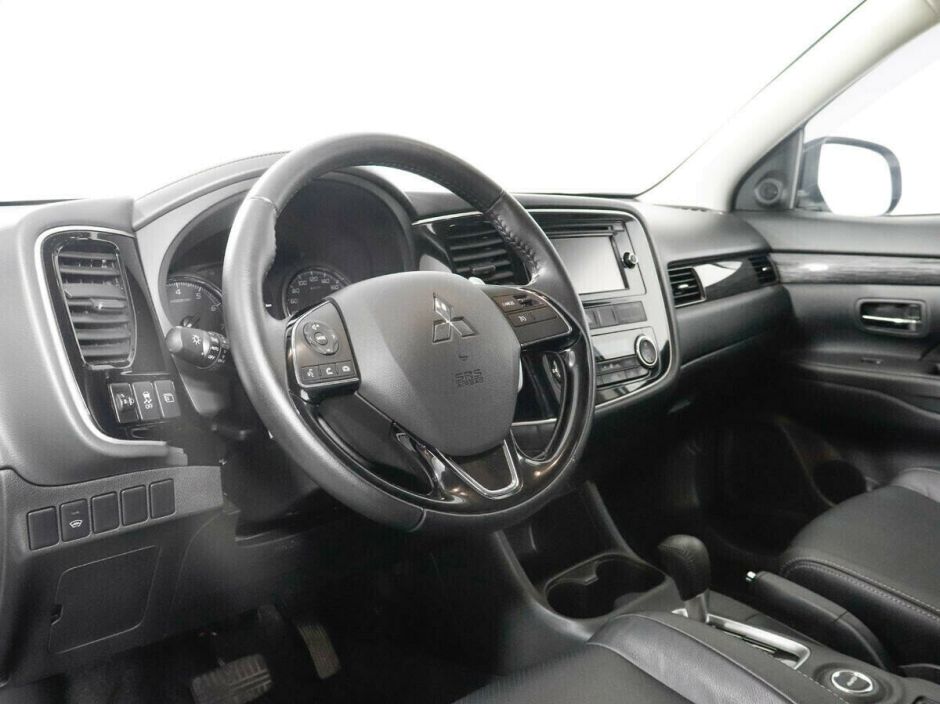 Mitsubishi Outlander 2.4 CVT, 2016, 90 000 км фото 5