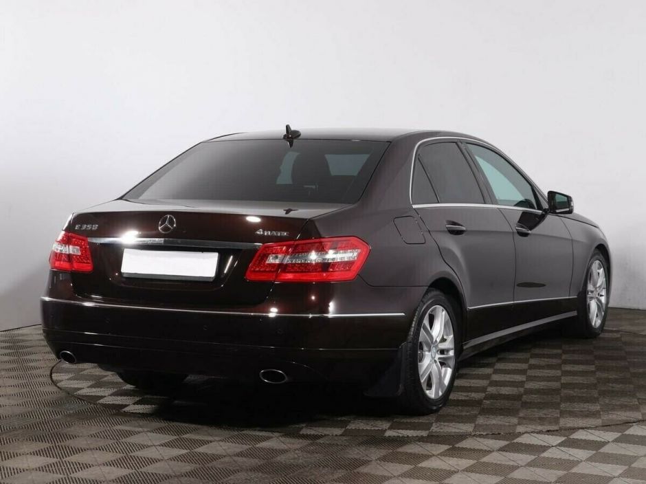 Mercedes-Benz E-Класс 3.5 АКПП, 2010, 155 000 км фото 4