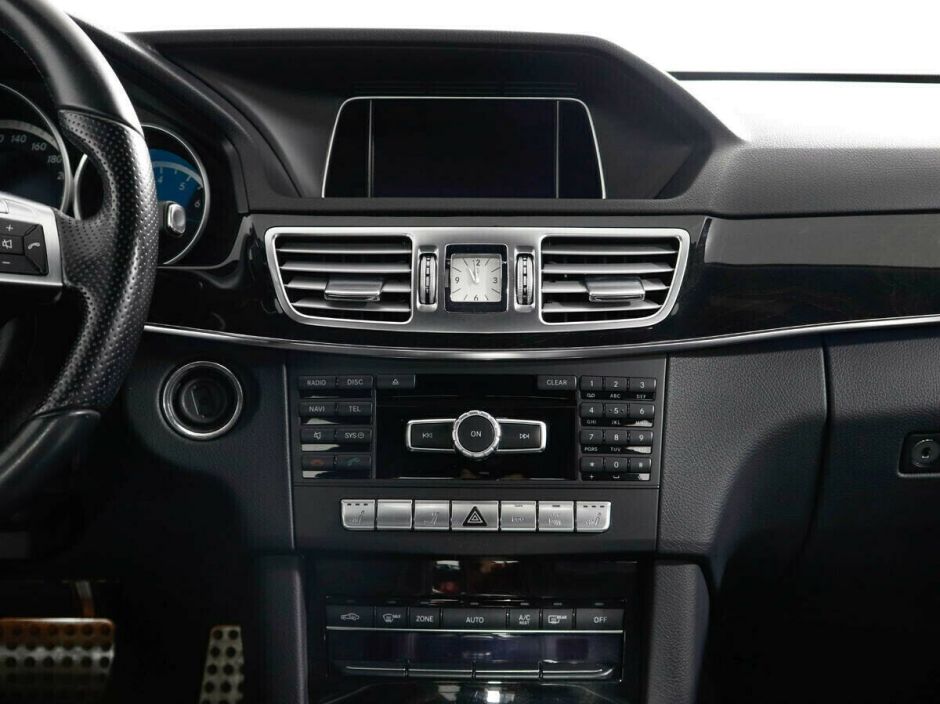 Mercedes-Benz E-Класс 2.0 АКПП, 2014, 121 000 км фото 8