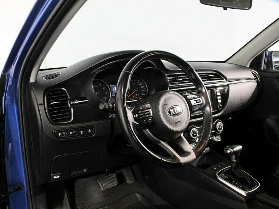 Kia Rio 1.6 АКПП, 2018, 74 000 км фото 9