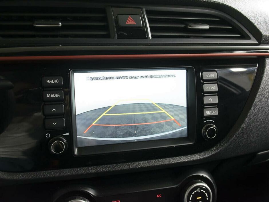 Kia Rio 1.6 АКПП, 2019, 53 000 км фото 8