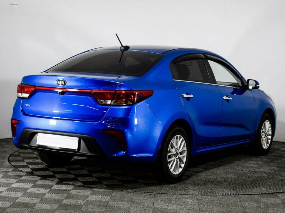 Kia Rio 1.6 АКПП, 2017, 81 000 км фото 3