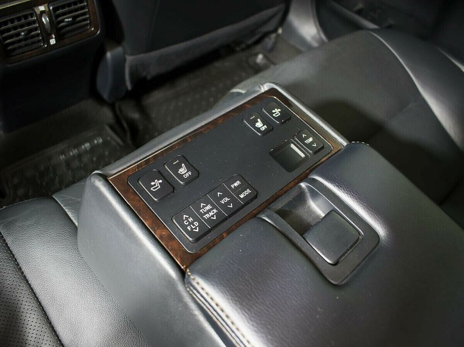 Toyota Camry 2.5 АКПП, 2017, 77 000 км фото 11