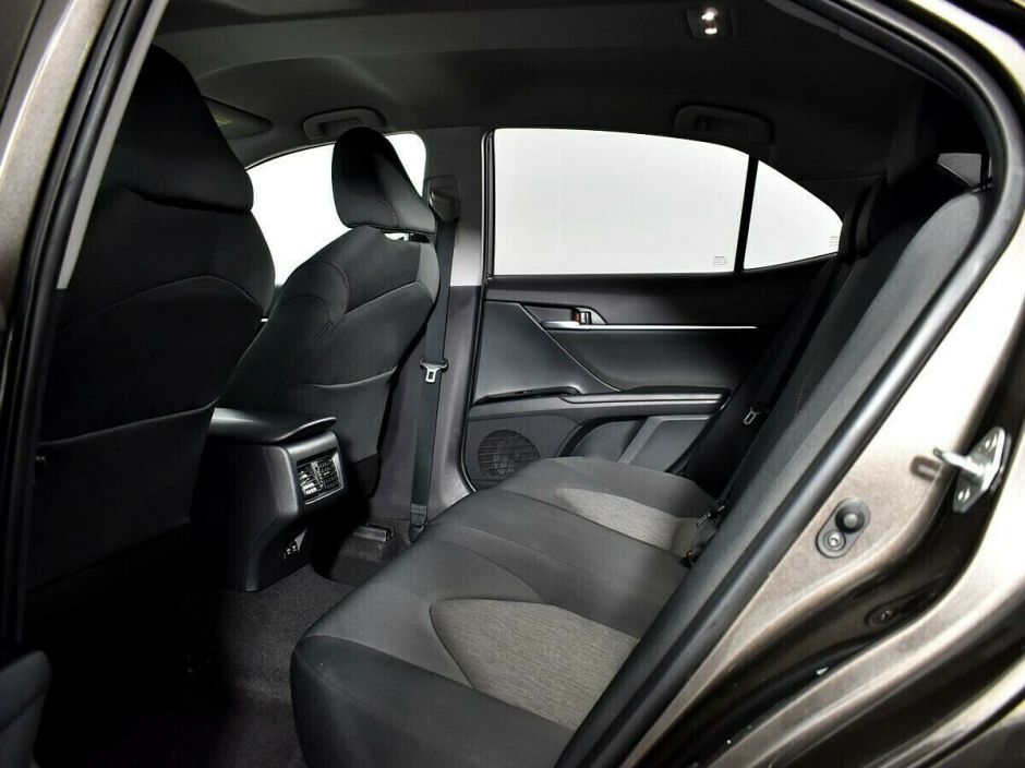 Toyota Camry 2.0 АКПП, 2018, 68 000 км фото 6