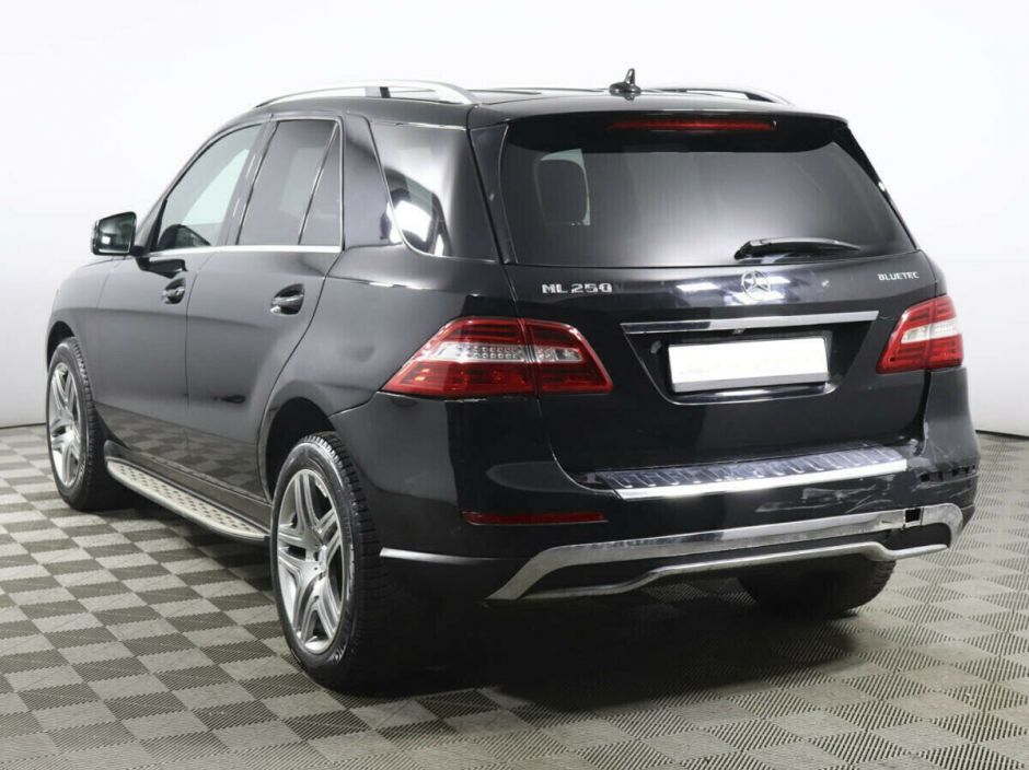 Mercedes-Benz M-Класс 2.1 АКПП, 2012, 131 000 км фото 4