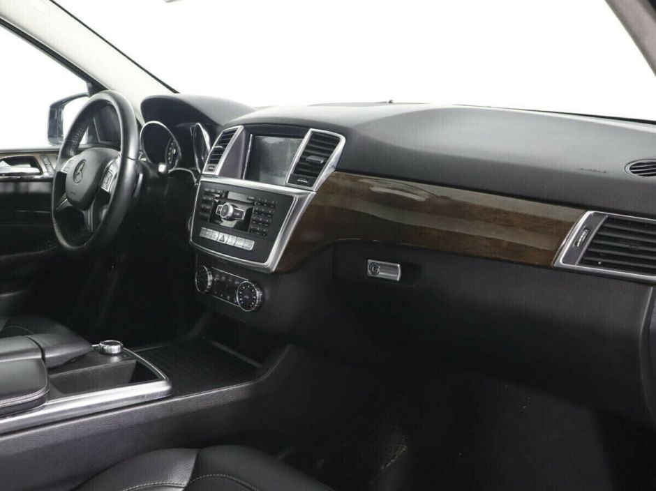 Mercedes-Benz M-Класс 2.1 АКПП, 2012, 131 000 км фото 10