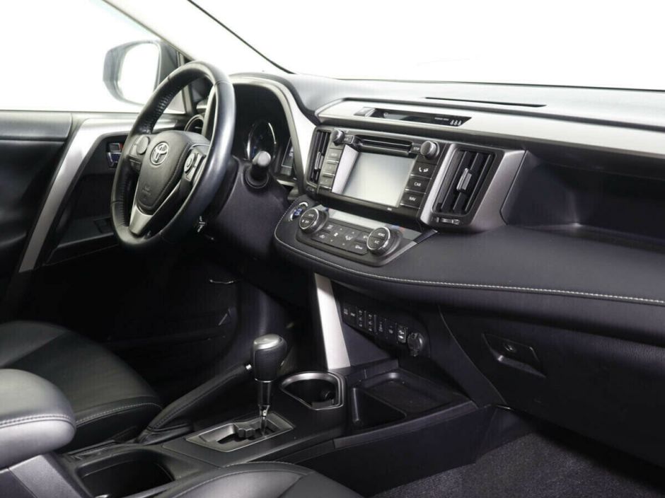 Toyota RAV4 2.2 АКПП, 2014, 122 000 км фото 6