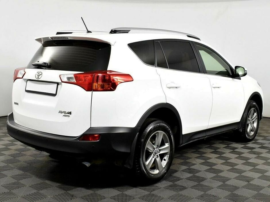 Toyota RAV4 2.2 АКПП, 2013, 123 000 км фото 3