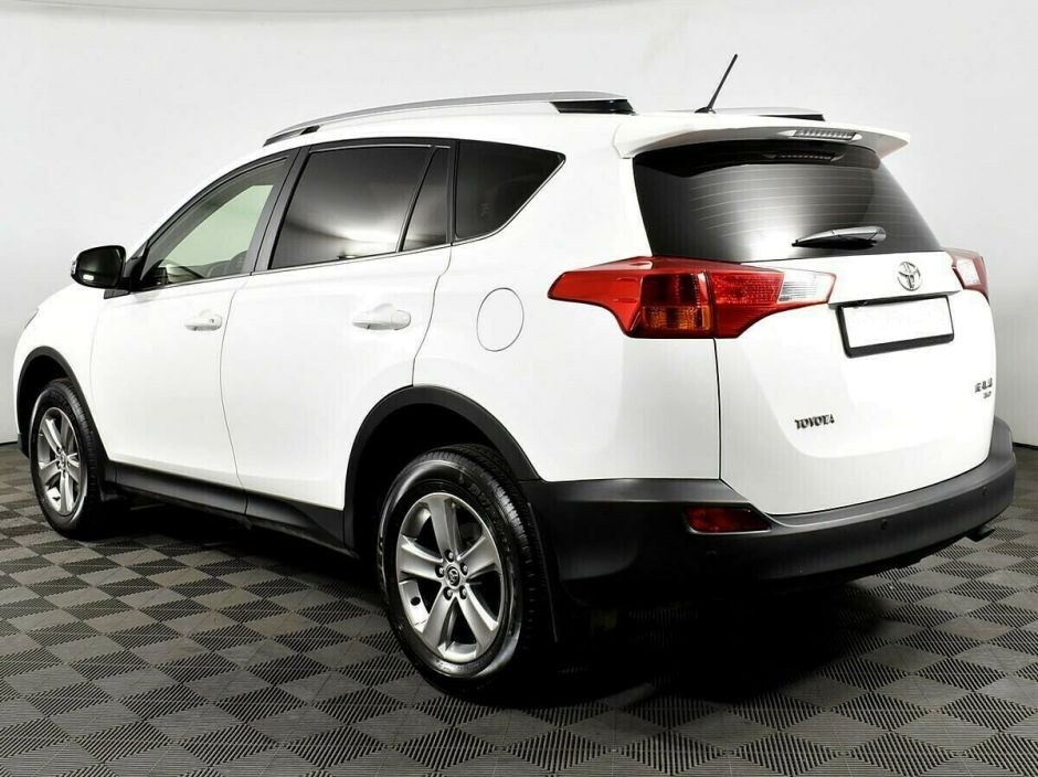 Toyota RAV4 2.2 АКПП, 2013, 123 000 км фото 4