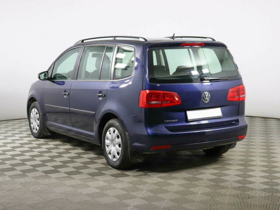Volkswagen Touran 1.2 МКПП, 2011, 148 000 км фото 4