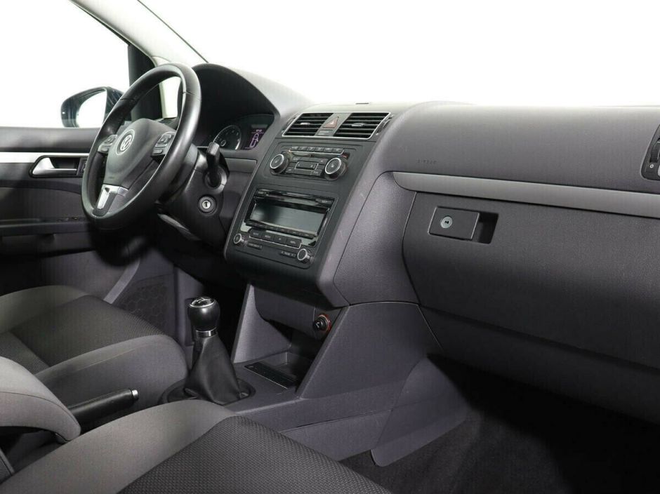 Volkswagen Touran 1.2 МКПП, 2011, 148 000 км фото 8