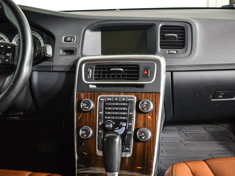 Volvo S60 1.6 РКПП, 2012, 132 000 км фото 7