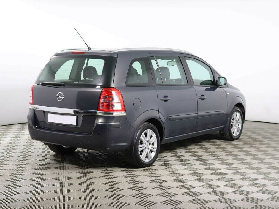 Opel Zafira 1.8 МКПП, 2012, 141 000 км фото 3