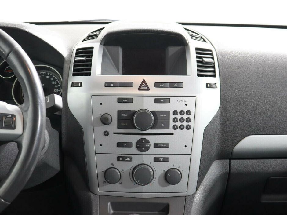 Opel Zafira 1.8 МКПП, 2012, 141 000 км фото 9