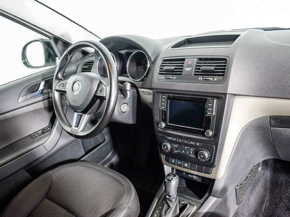 Skoda Yeti 1.8 РКПП, 2016, 87 000 км фото 5