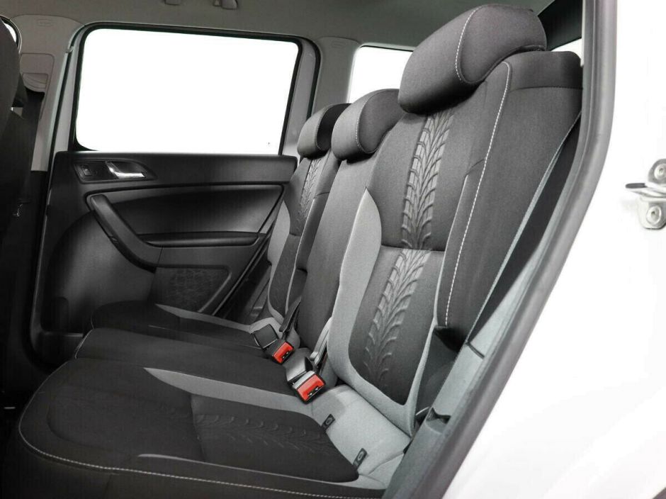 Skoda Yeti 1.4 РКПП, 2016, 85 000 км фото 9