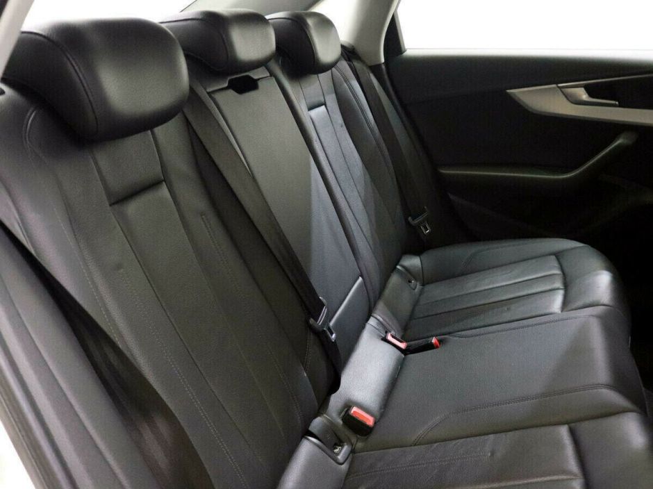 Audi A4 1.4 РКПП, 2017, 85 000 км фото 8