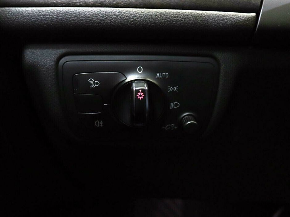 Audi A6 1.8 РКПП, 2015, 108 000 км фото 7