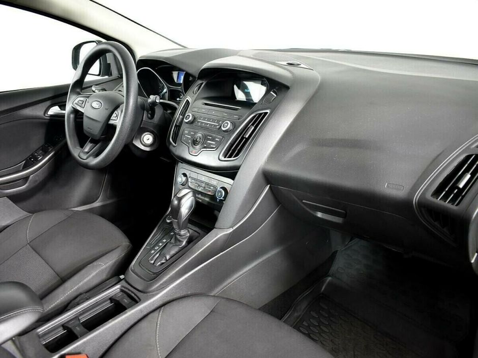 Ford Focus 1.6 РКПП, 2018, 68 000 км фото 5