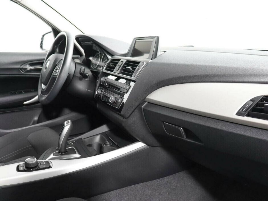 BMW 1 серии 1.6 АКПП, 2017, 86 000 км фото 5