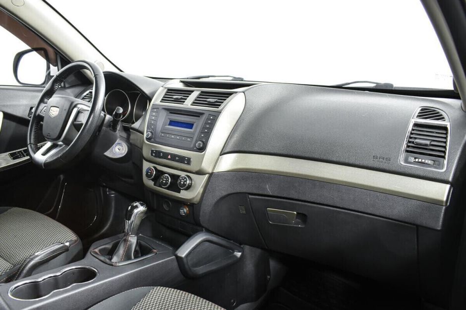 Geely Emgrand X7 1.8 МКПП, 2016, 90 000 км фото 8