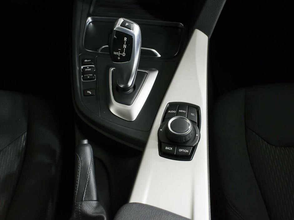 BMW 3 серии 2.0 АКПП, 2018, 61 000 км фото 10