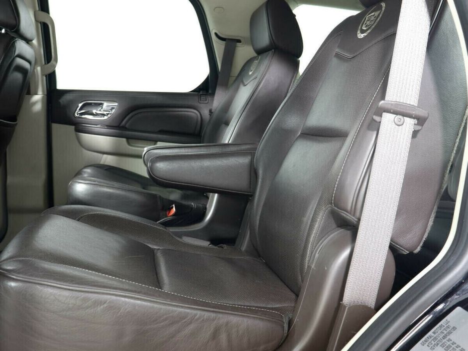 Cadillac Escalade 6.2 АКПП, 2011, 151 000 км фото 8