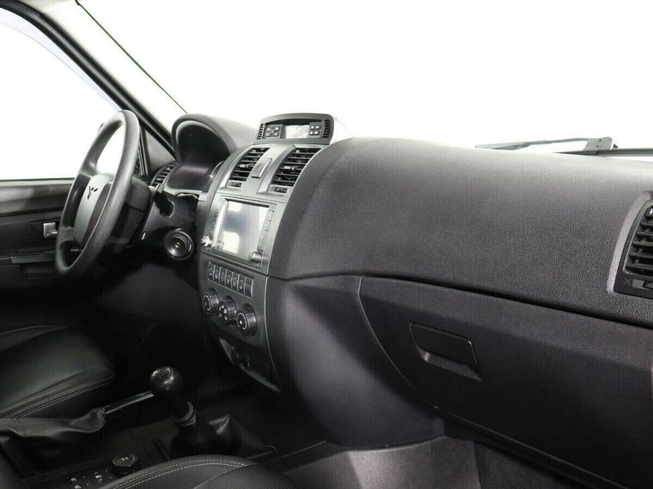 УАЗ Patriot 2.7 МКПП, 2015, 109 000 км фото 9