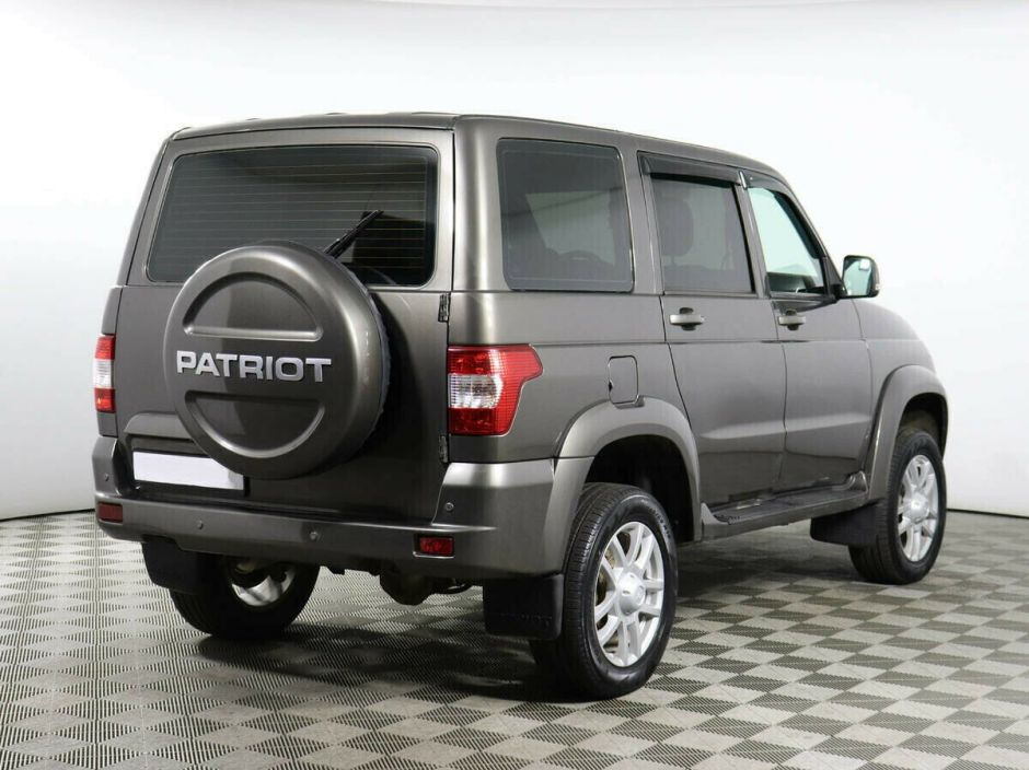 УАЗ Patriot 2.7 МКПП, 2017, 84 000 км фото 3