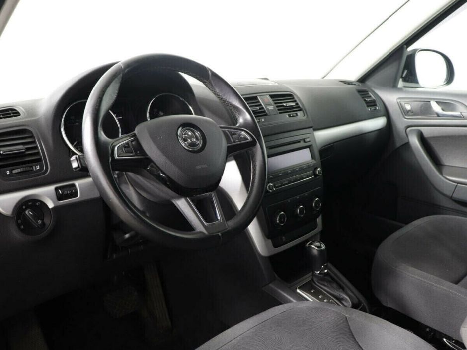 Skoda Yeti 1.2 РКПП, 2014, 122 000 км фото 5