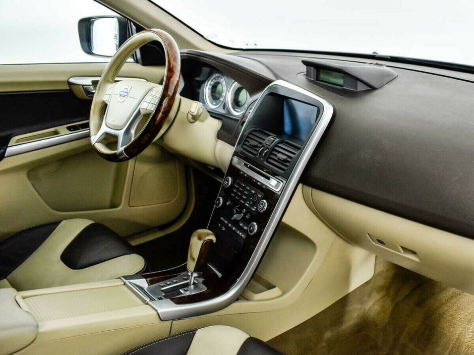 Volvo XC60 2.4 АКПП, 2011, 148 000 км фото 7