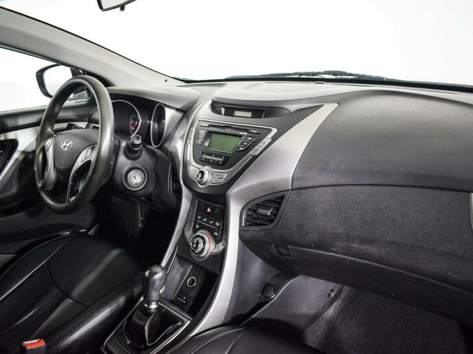 Hyundai Elantra 1.6 МКПП, 2014, 114 000 км фото 5