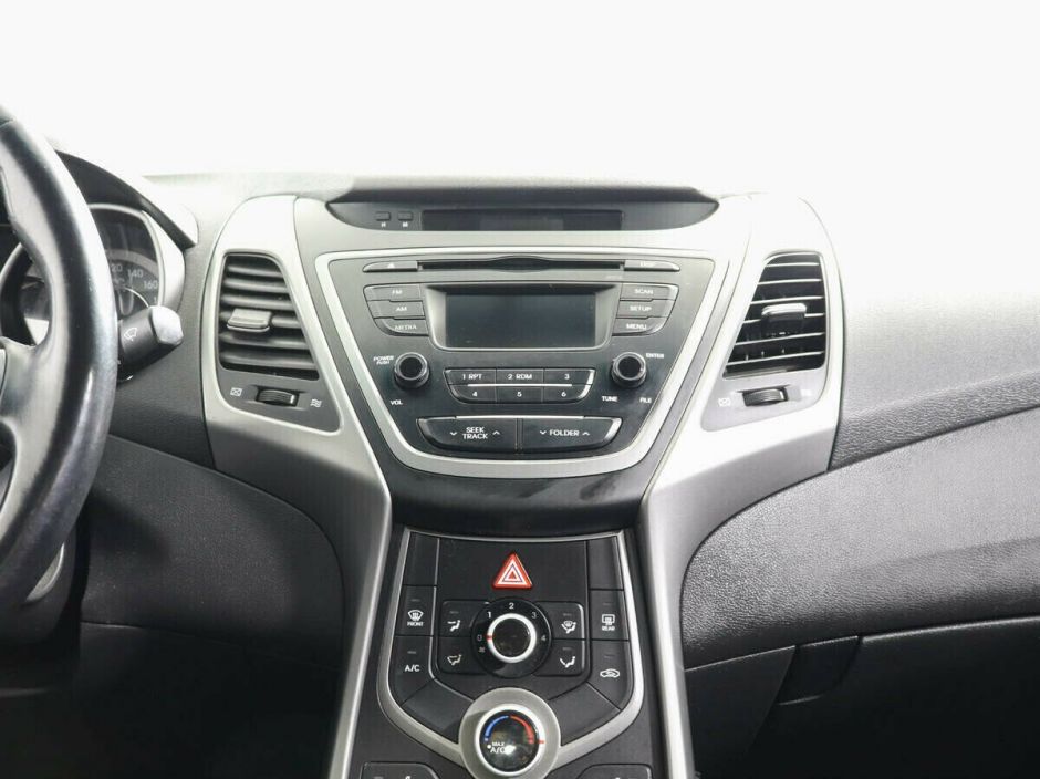Hyundai Elantra 1.6 АКПП, 2015, 106 000 км фото 9