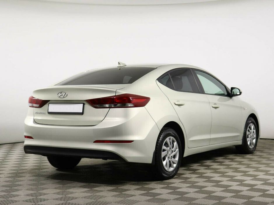Hyundai Elantra 1.6 АКПП, 2016, 92 000 км фото 3