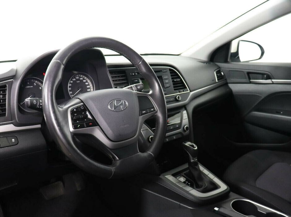 Hyundai Elantra 1.6 АКПП, 2016, 92 000 км фото 5