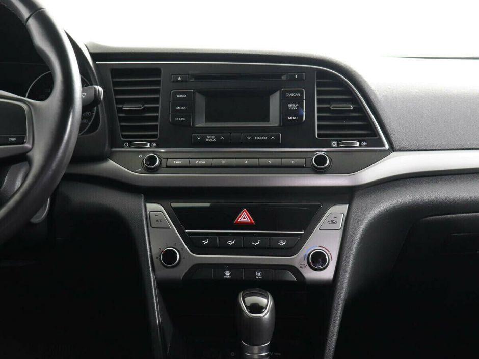 Hyundai Elantra 1.6 АКПП, 2016, 92 000 км фото 8