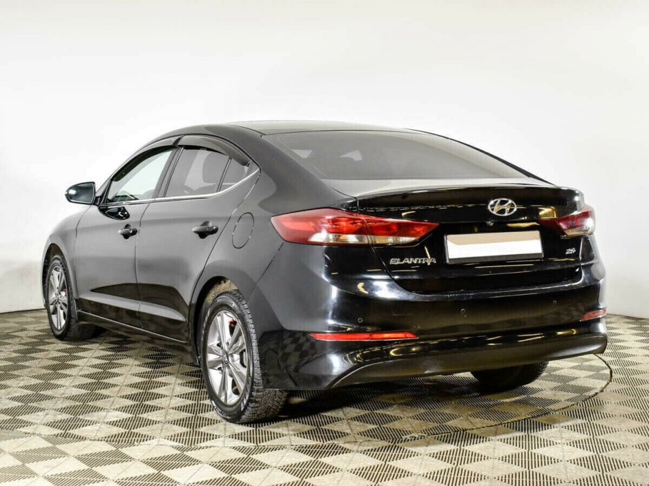 Hyundai Elantra 2.0 АКПП, 2017, 79 000 км фото 3
