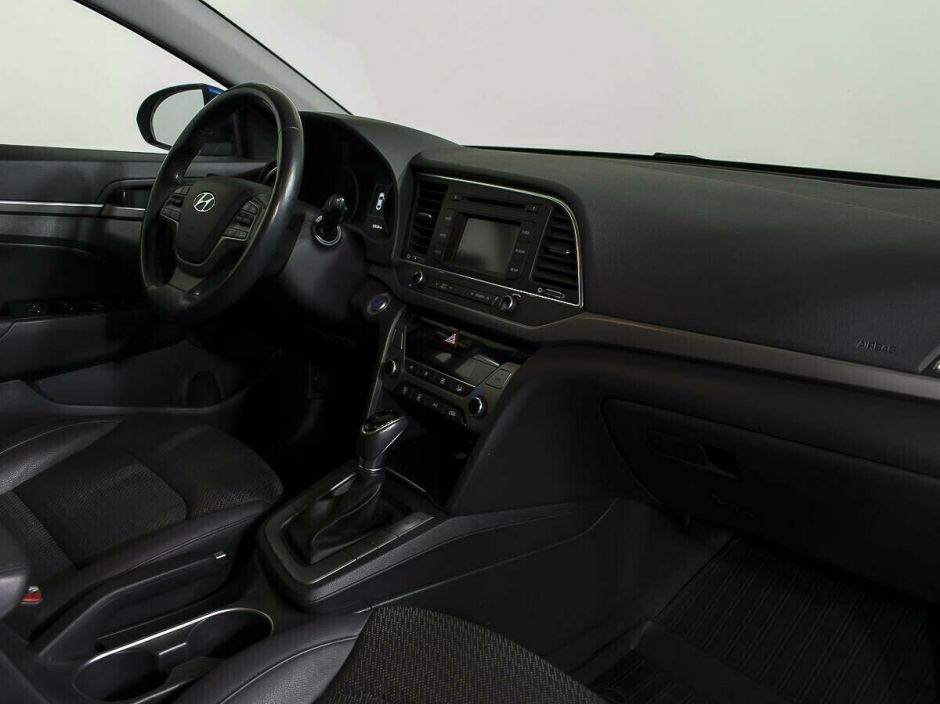 Hyundai Elantra 2.0 АКПП, 2017, 76 000 км фото 10