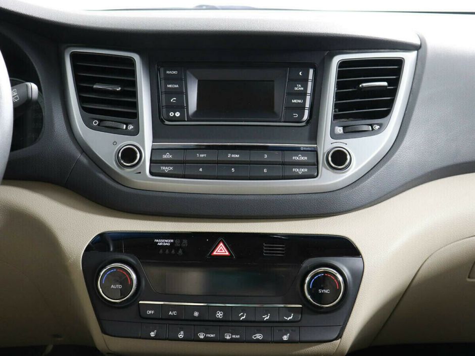 Hyundai Tucson 2.0 МКПП, 2016, 93 000 км фото 8