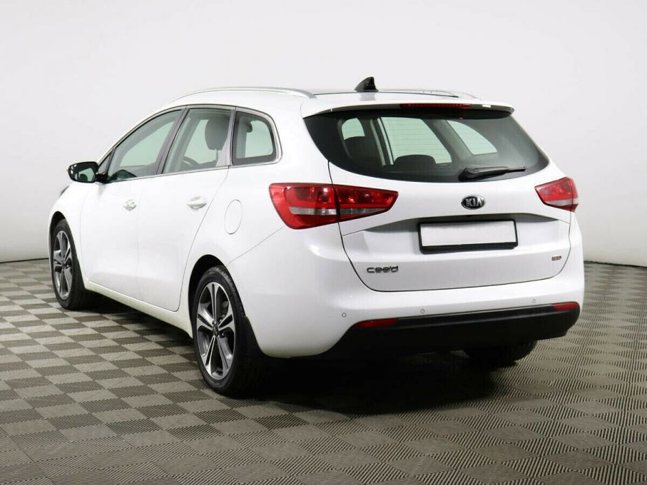 Kia Ceed 1.6 РКПП, 2015, 96 000 км фото 4