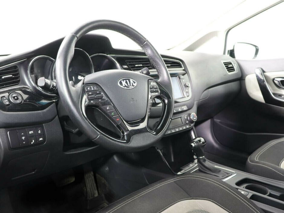 Kia Ceed 1.6 РКПП, 2015, 96 000 км фото 5
