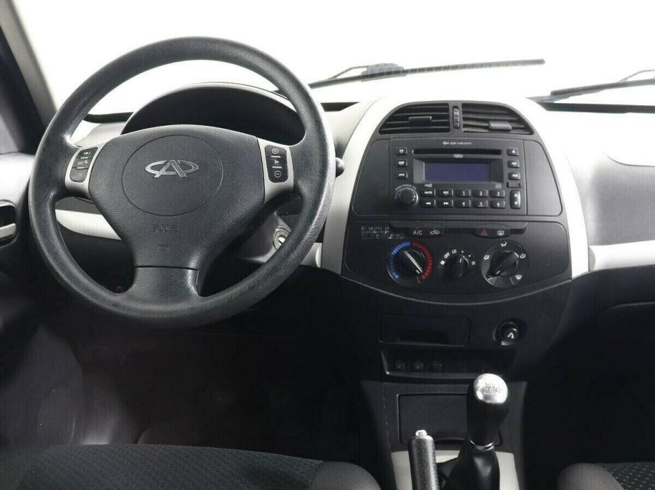 Chery Tiggo (T11) 1.6 МКПП, 2013, 124 000 км фото 8