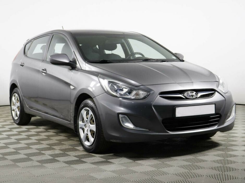 Hyundai Solaris 1.4 АКПП, 2012, 134 000 км фото 2