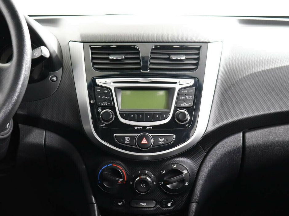 Hyundai Solaris 1.6 АКПП, 2013, 134 000 км фото 9