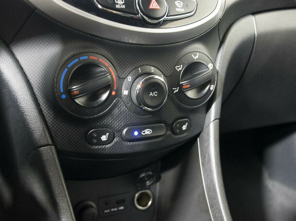 Hyundai Solaris 1.6 АКПП, 2013, 134 000 км фото 11