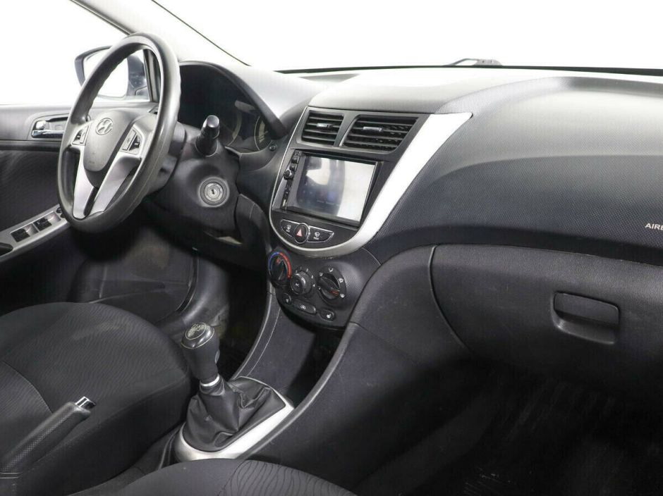 Hyundai Solaris 1.6 МКПП, 2014, 118 000 км фото 7